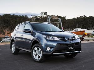 Toyota RAV4 2013 года